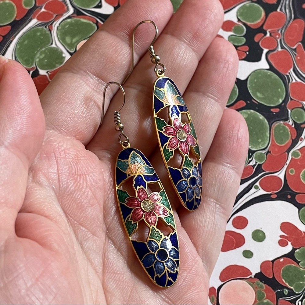 🚨🚨FINAL SALE!!!🚨🚨Vintage cloisonné dangle floral shield earrings resort tropical